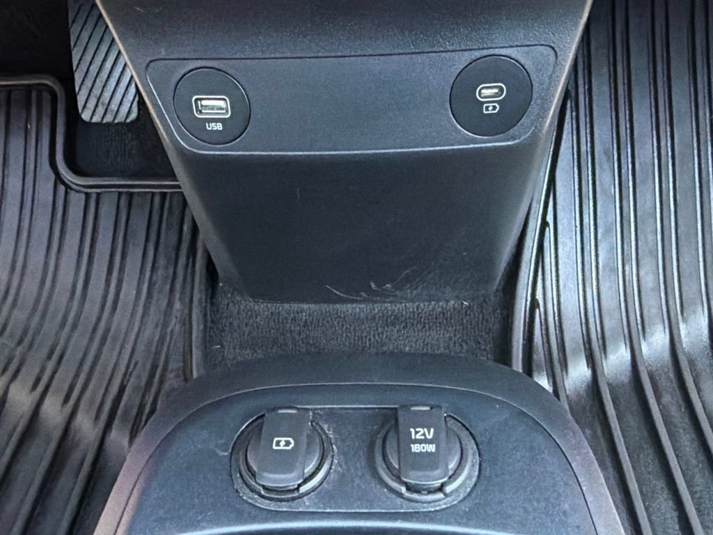 Used 2022 Kia EV6 Wind AWD/4WD image 30