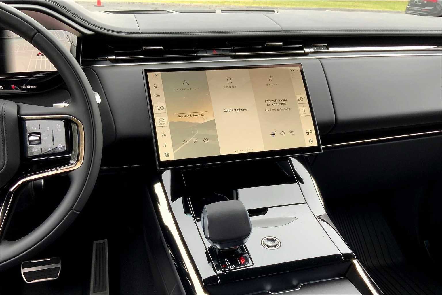 Used 2025 Land Rover Range Rover Sport Autobiography image 8