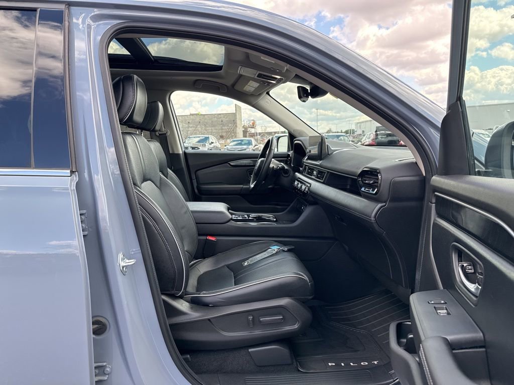 Certified 2024 Honda Pilot Elite image 43