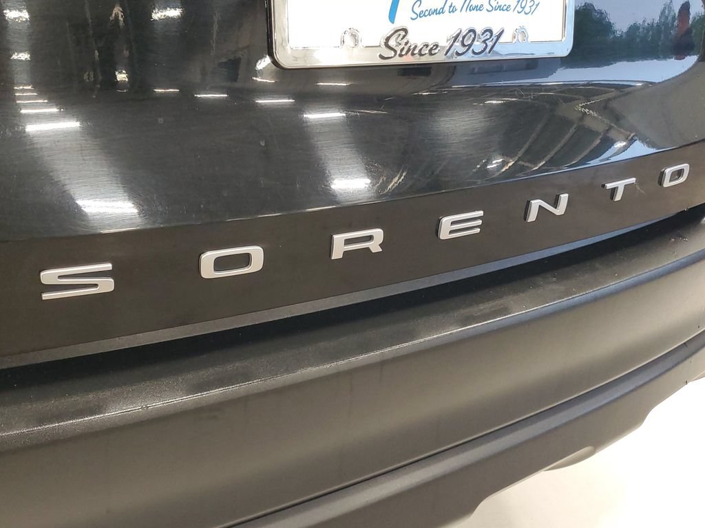 Used 2022 Kia Sorento LX FWD image 8