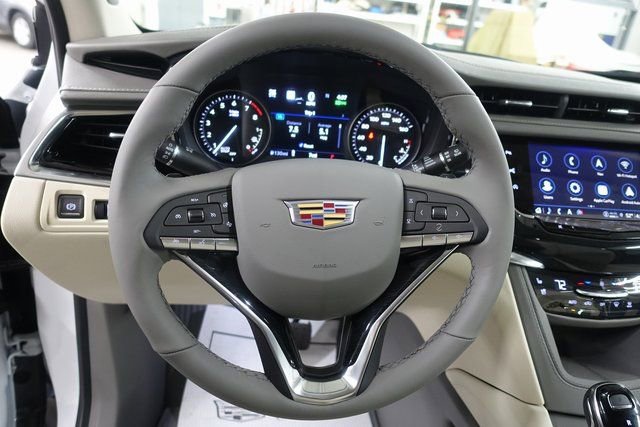 New 2025 Cadillac XT6 Premium Luxury w/ Technology Package image 11
