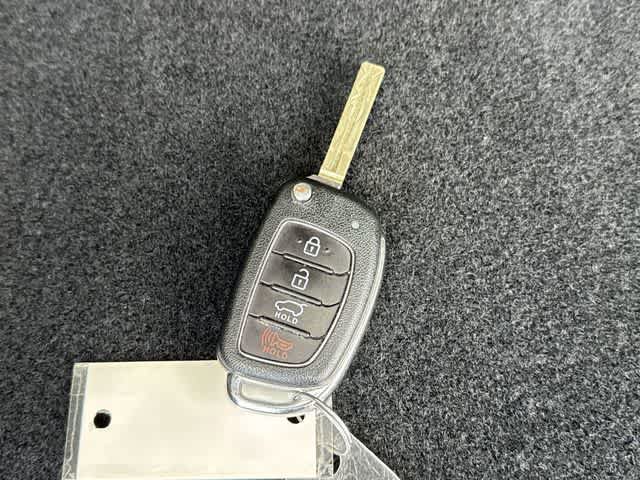 Used 2021 Hyundai Tucson SE w/ Cargo Package FWD image 30