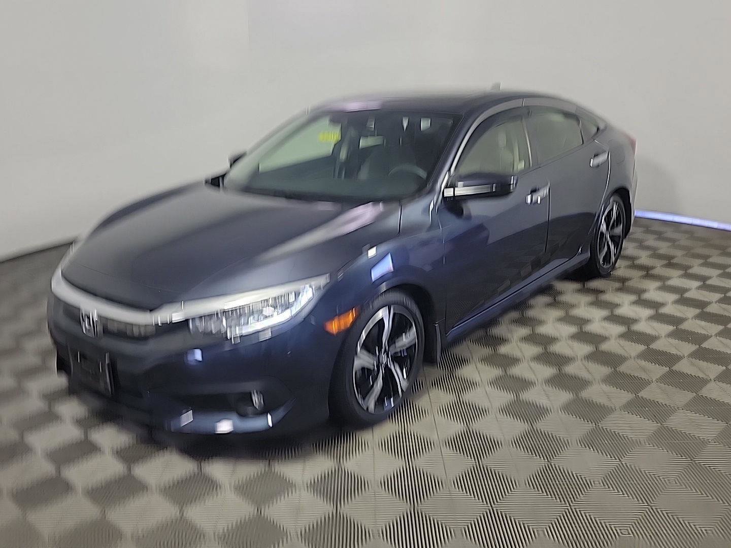 Certified 2018 Honda Civic Touring image 11