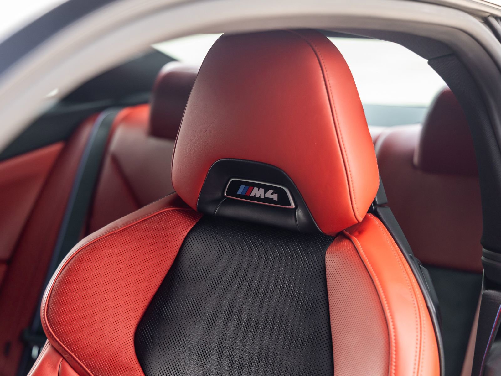 Used 2026 BMW M4 Competition w/ Executive Package image 29