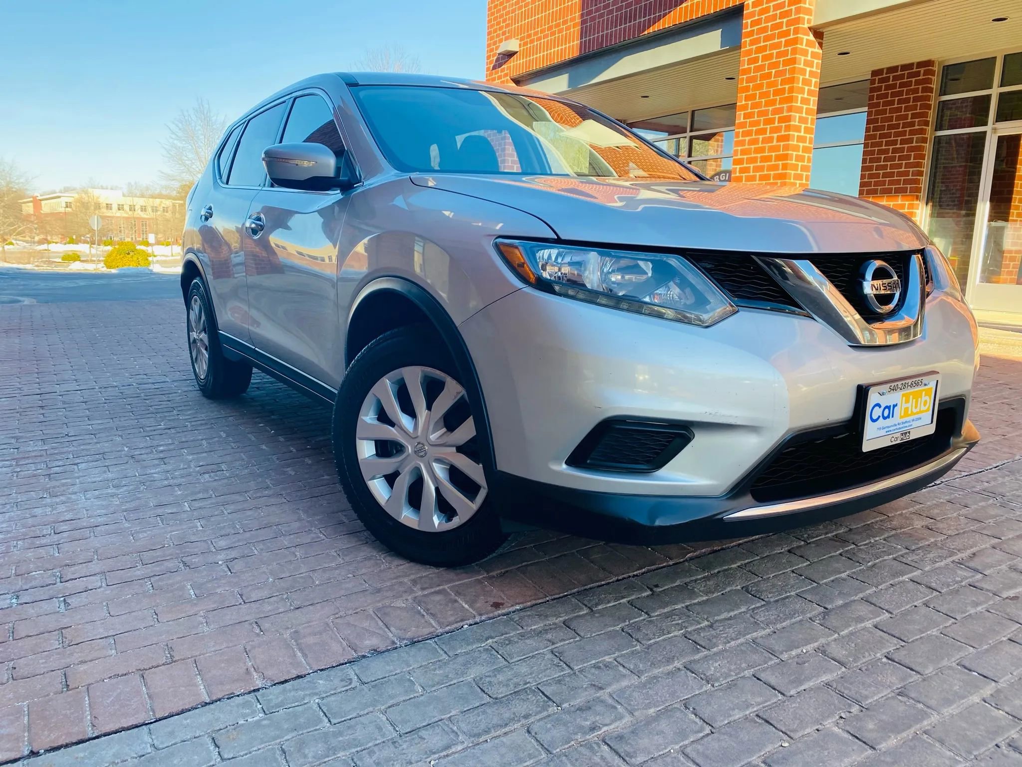 Used 2014 Nissan Rogue S w/ S Family Package