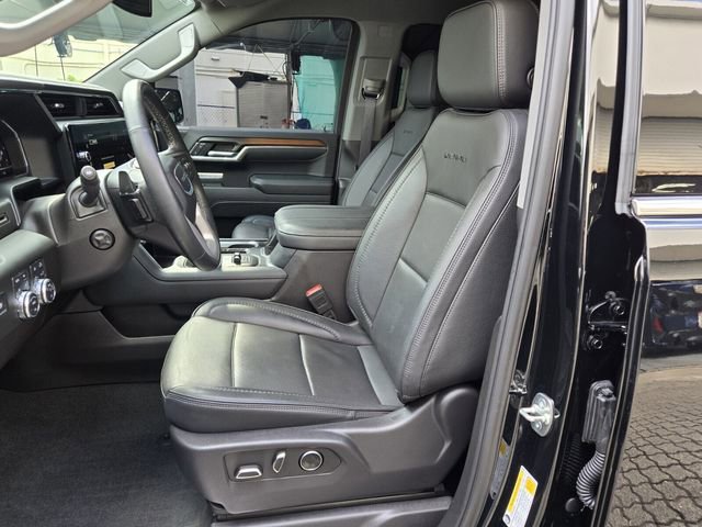 Used 2025 GMC Sierra 1500 Denali AWD/4WD image 13