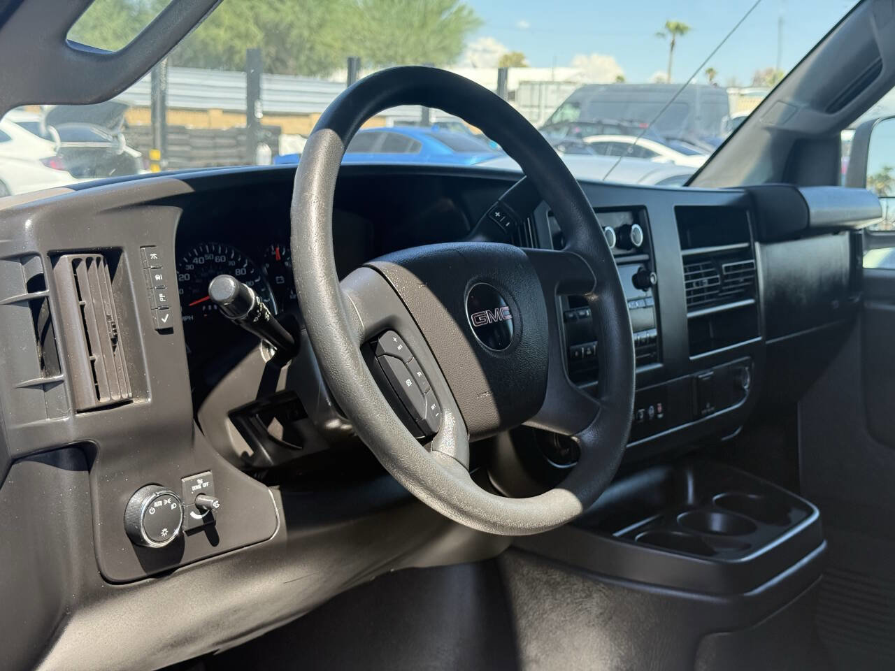 Used 2018 GMC Savana 3500 LT w/ LT Preferred Equipment Group image 18