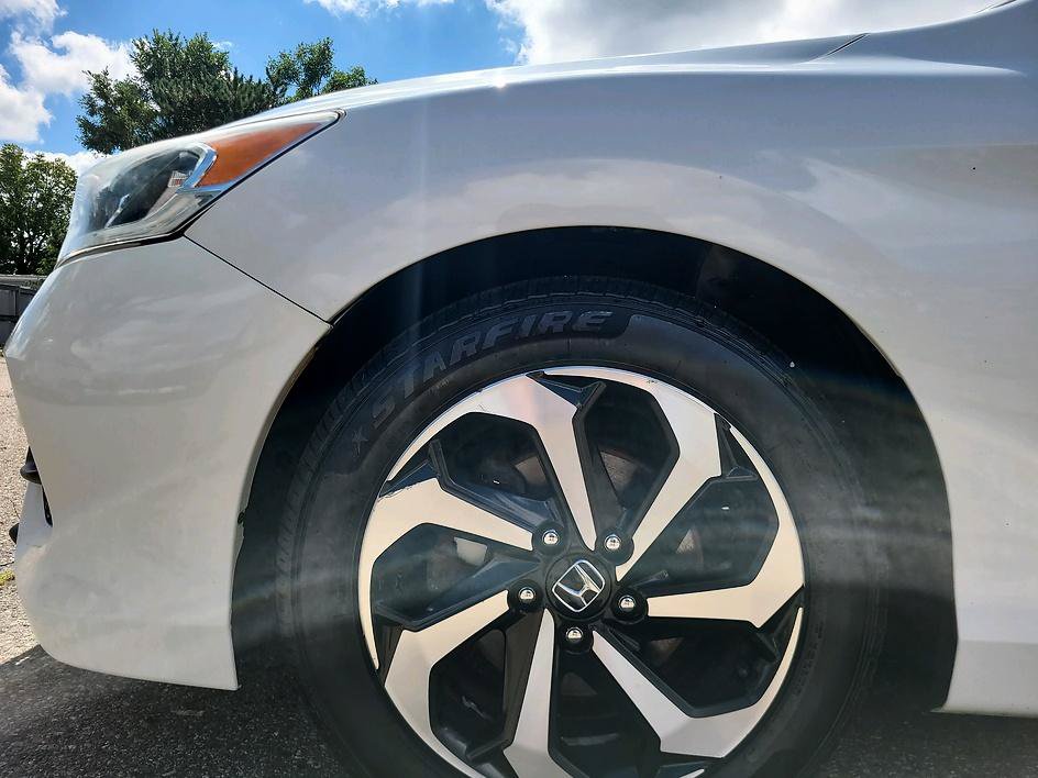 Used 2017 Honda Accord EX-L image 16