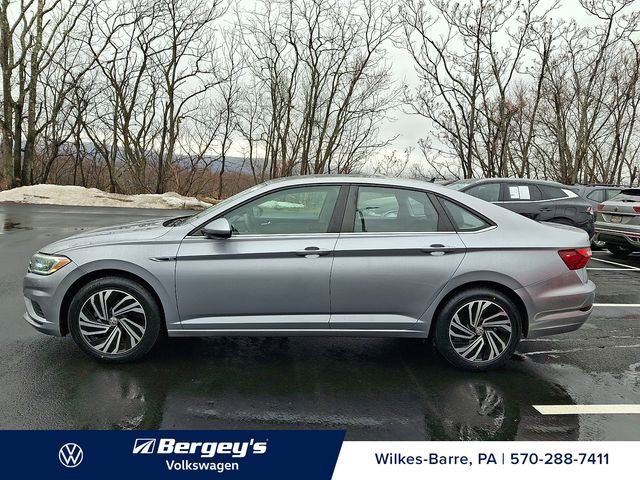 Certified 2021 Volkswagen Jetta SEL image 9