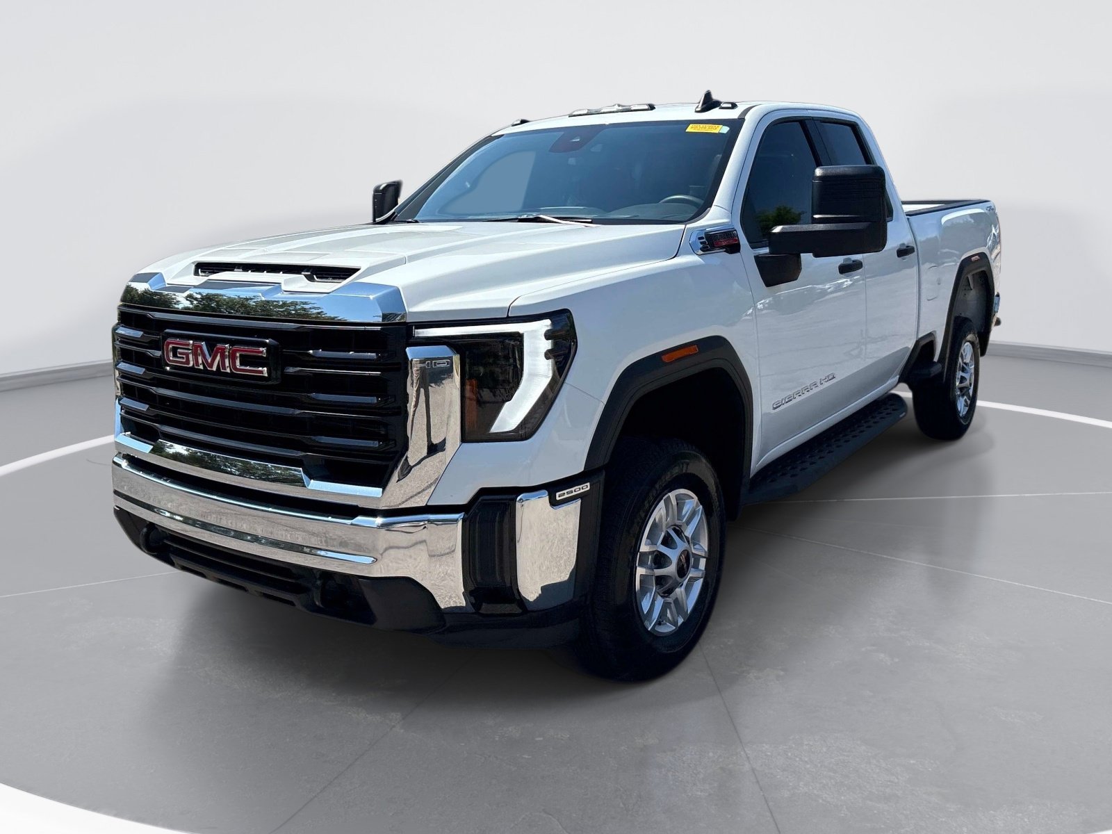 Used 2026 GMC Sierra 2500 Pro AWD/4WD image 3