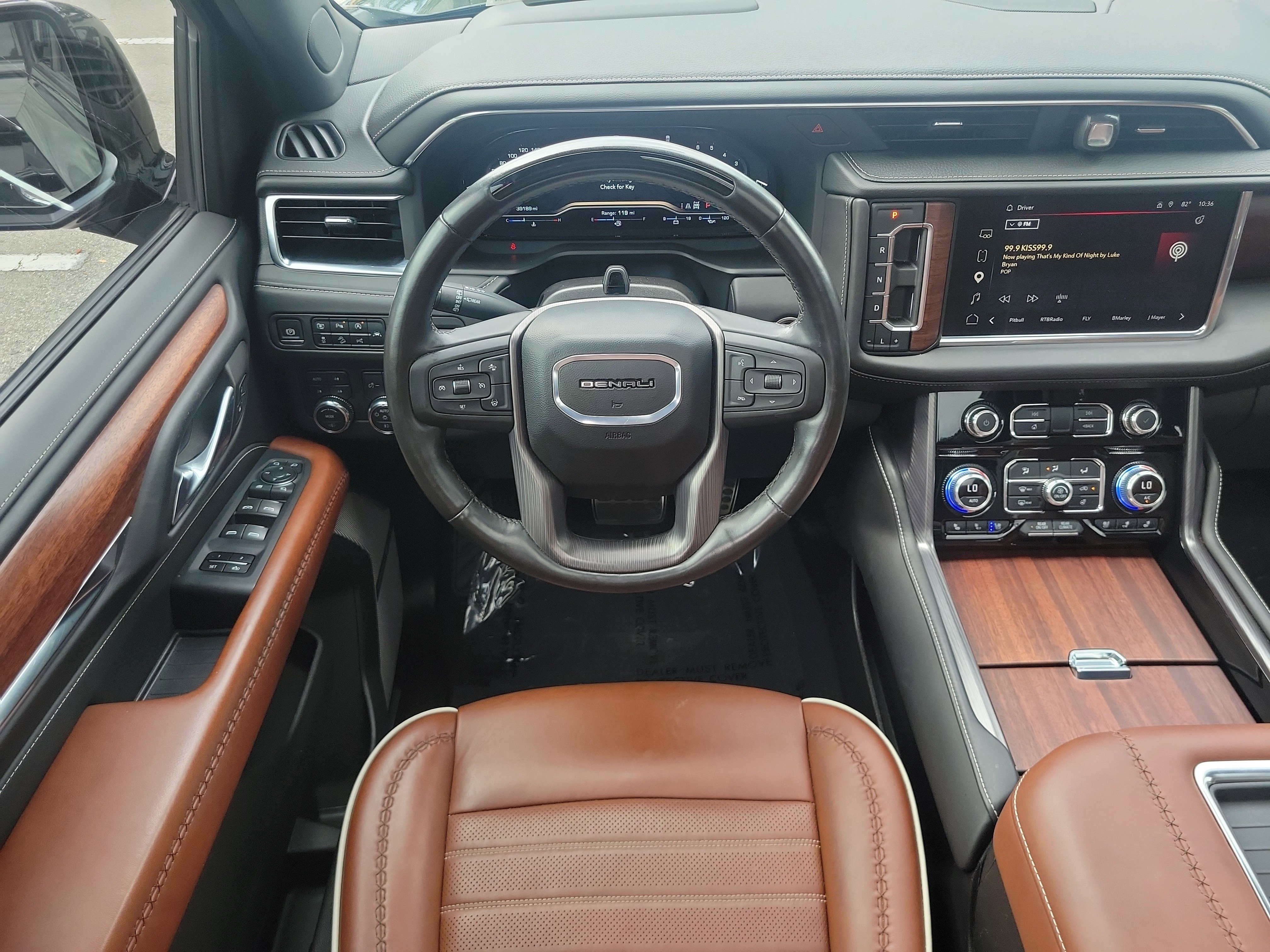 Used 2024 GMC Yukon Denali Ultimate AWD/4WD image 16