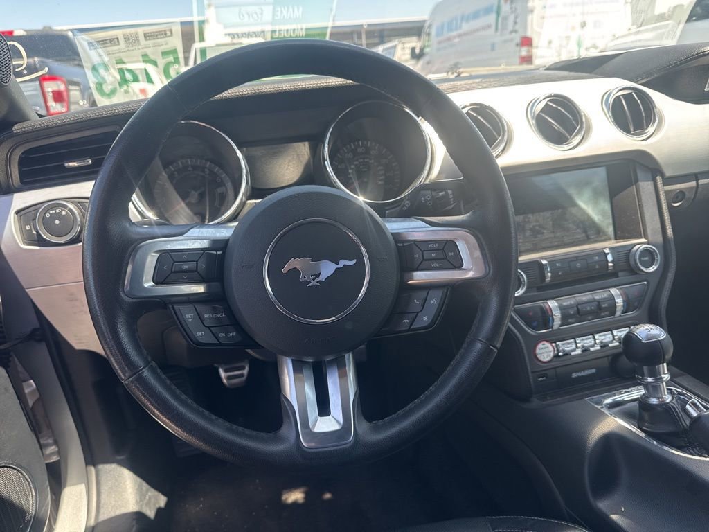Used 2016 Ford Mustang Premium RWD image 6