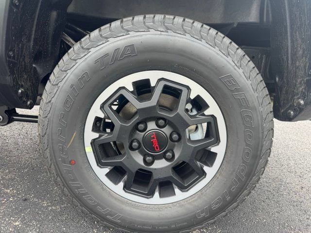 New 2026 Toyota Tacoma TRD Off-Road AWD/4WD image 11