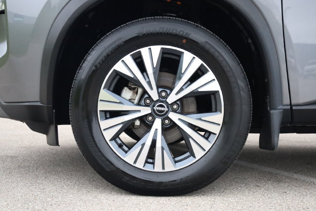 Certified 2023 Nissan Rogue SV AWD/4WD image 9