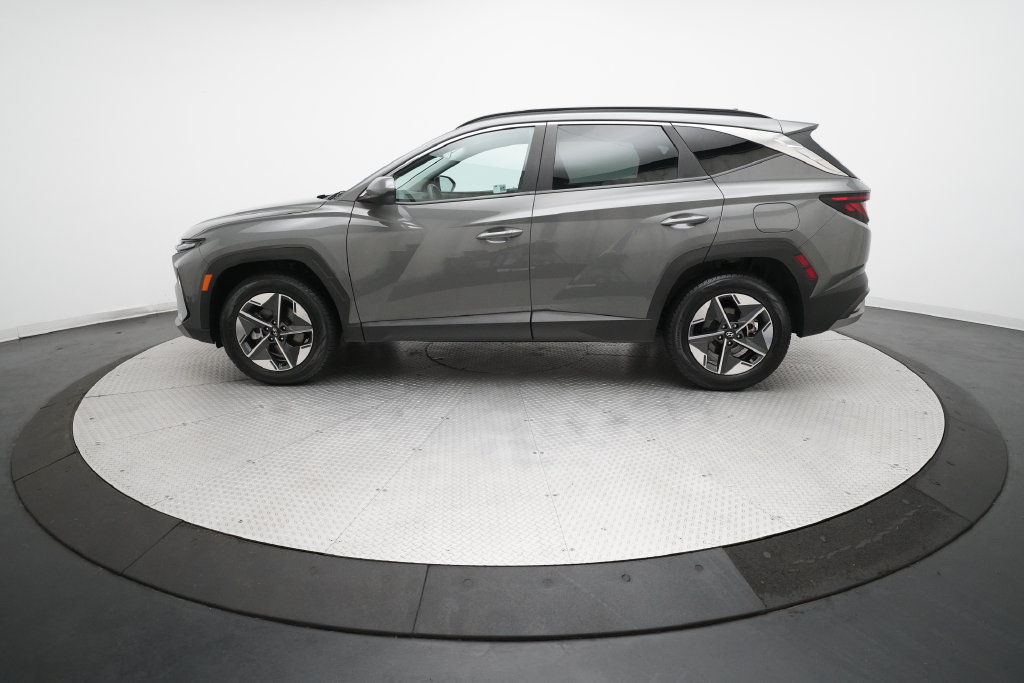 Used 2025 Hyundai Tucson SEL AWD/4WD image 24