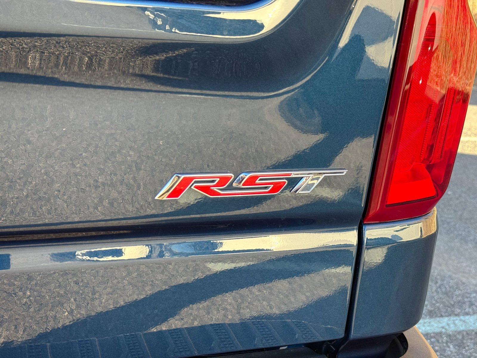 Used 2023 Chevrolet Silverado 1500 RST image 9