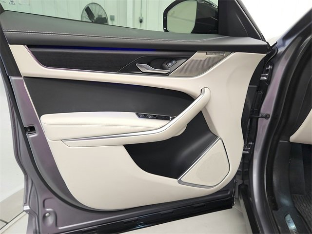 Used 2025 Jaguar F-PACE R-Dynamic S image 28