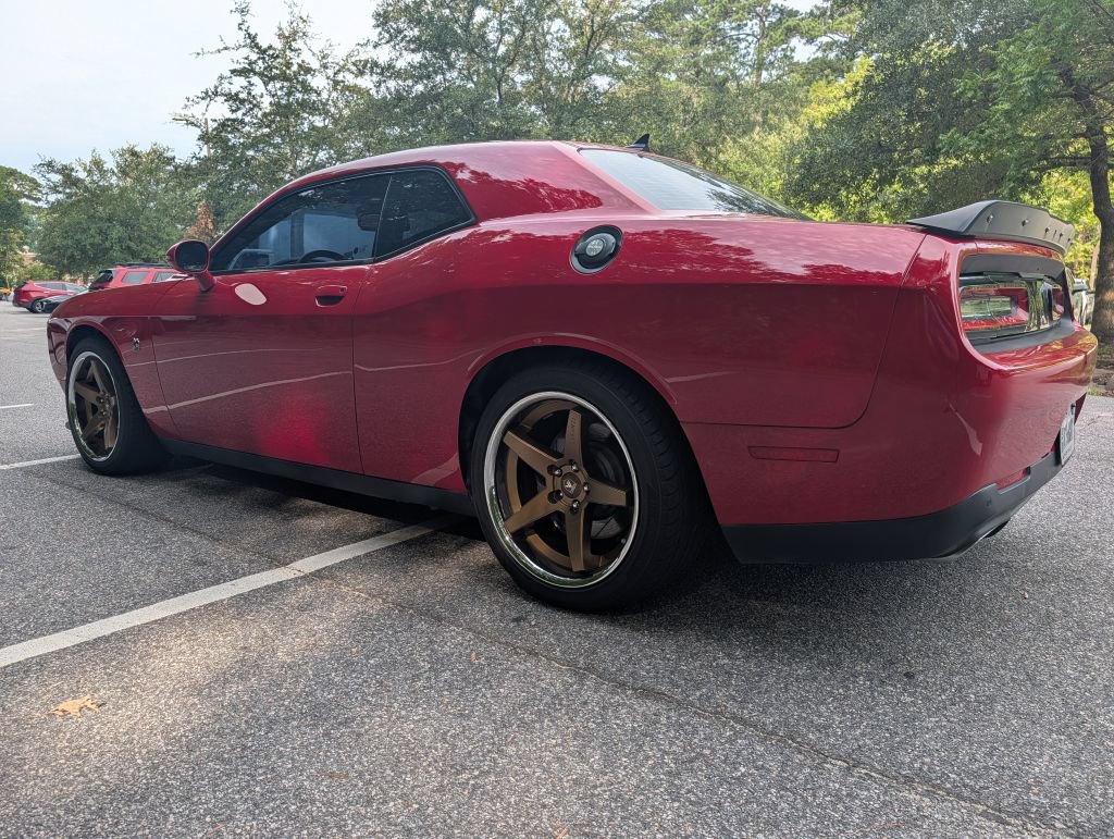 Used 2016 Dodge Challenger R/T Scat Pack RWD image 3