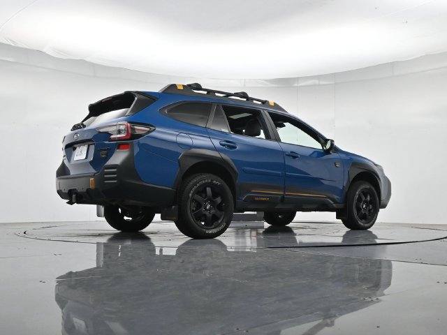 Used 2025 Subaru Outback Wilderness AWD/4WD image 32