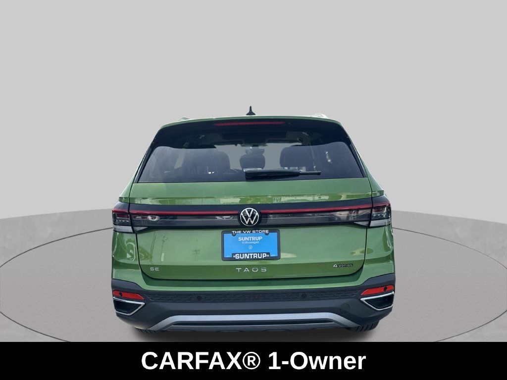 Used 2026 Volkswagen Taos SE AWD/4WD image 4