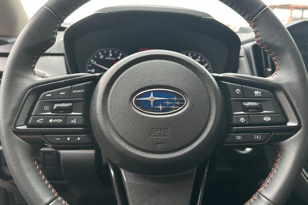 Used 2025 Subaru Crosstrek 2.5i Limited w/ Crosstrek Mirror Package AWD/4WD image 23