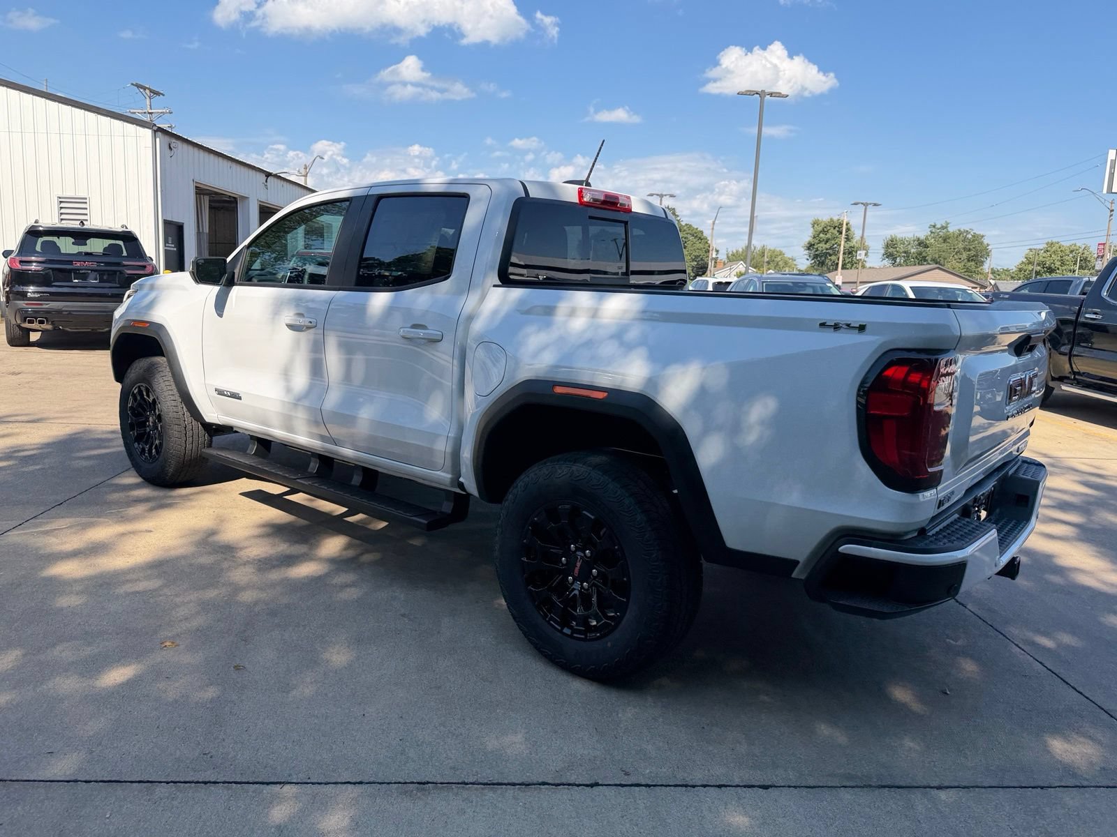 New 2026 GMC Canyon Elevation w/ Convenience Package AWD/4WD image 8
