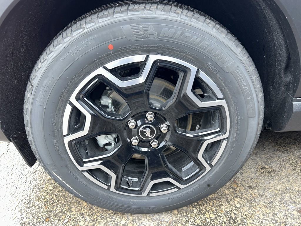 New 2025 Ford Bronco Sport Outer Banks w/ Outer Banks Tech Package+ AWD/4WD image 39