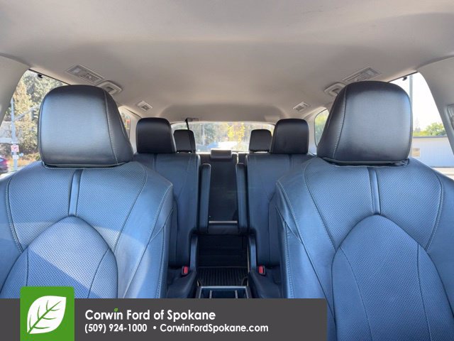 Used 2024 Toyota Grand Highlander AWD image 34