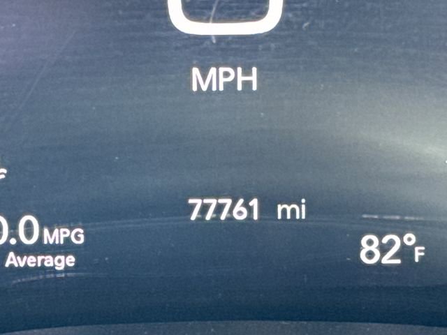 Used 2020 Chrysler Pacifica Touring-L FWD image 16