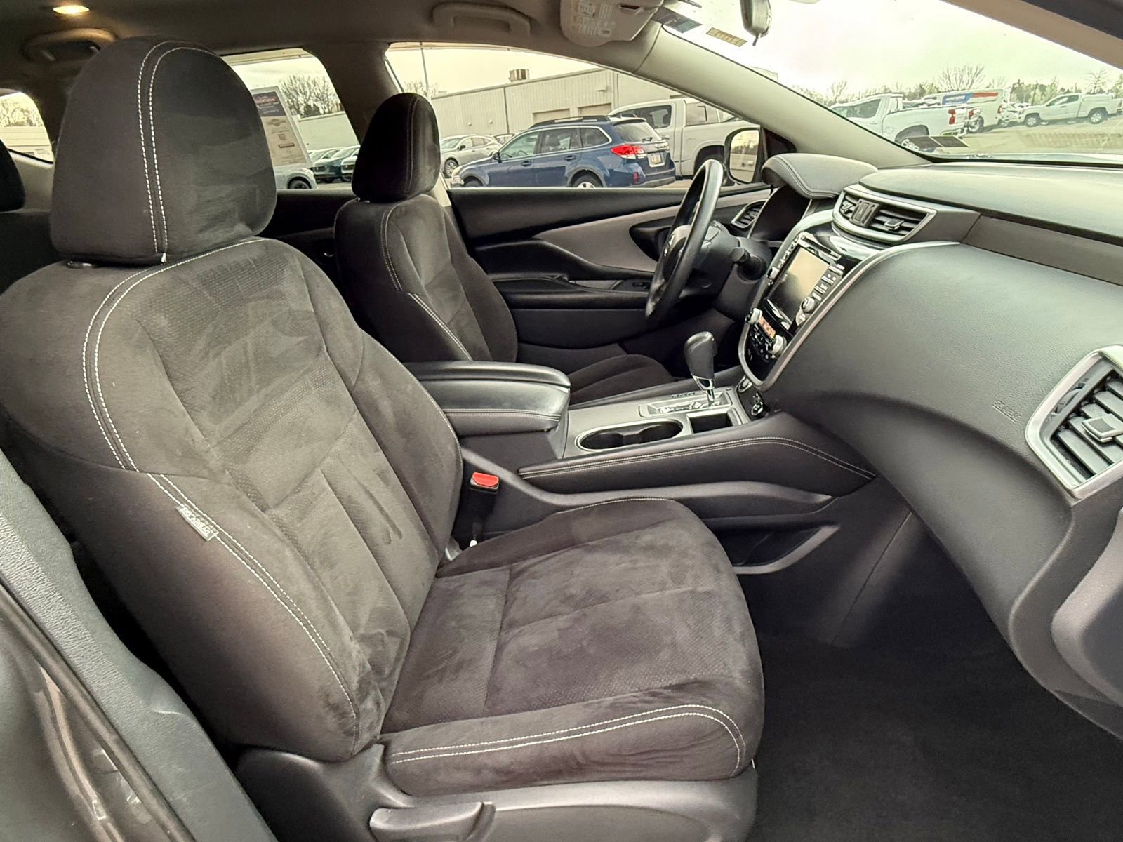 Used 2019 Nissan Murano S image 18