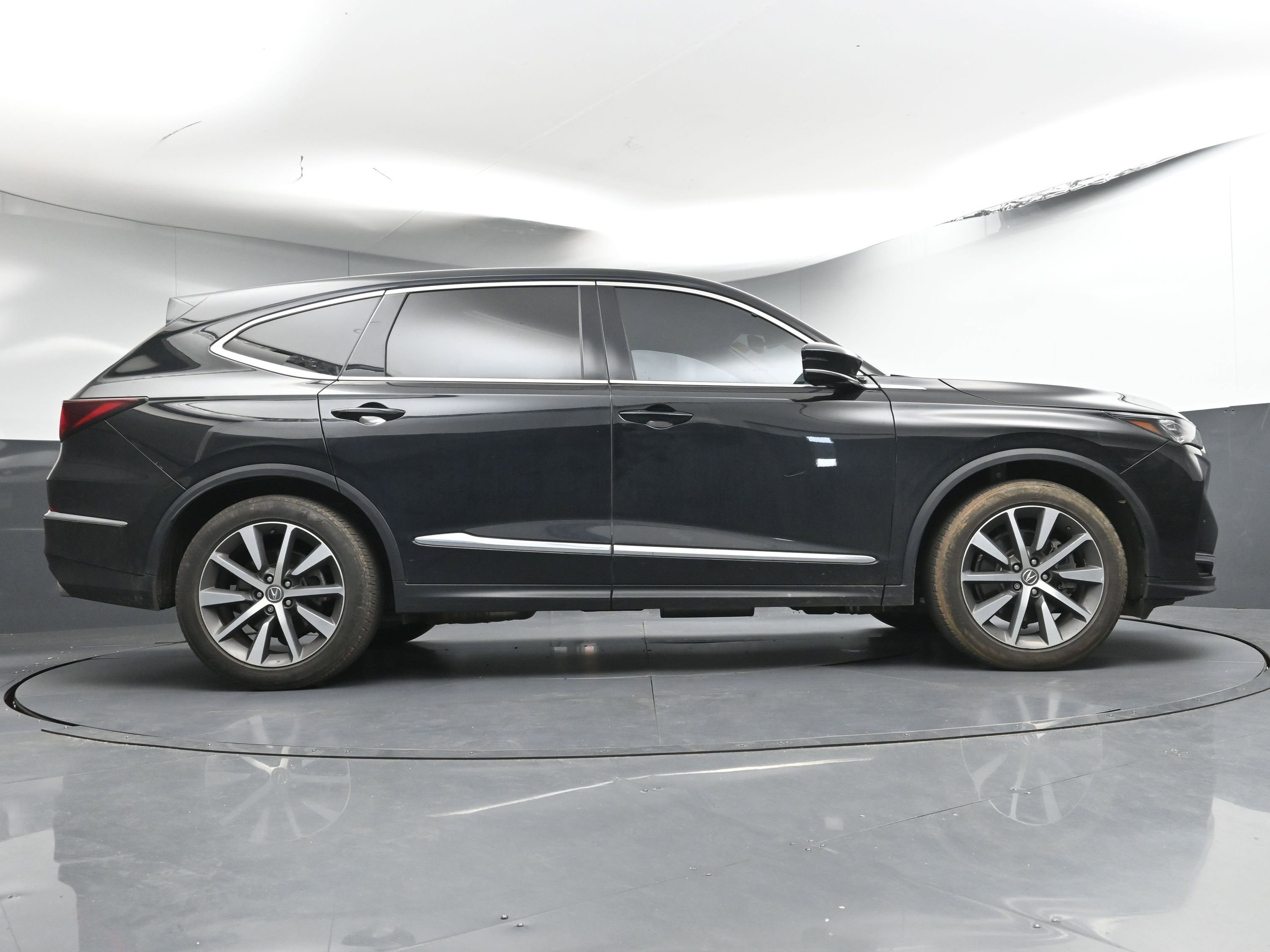 Used 2025 Acura MDX FWD w/ Technology Package image 25