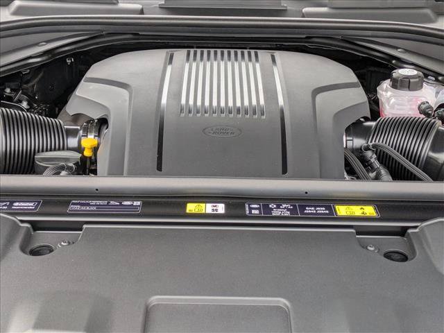 New 2026 Land Rover Range Rover Long Wheelbase SE AWD/4WD image 19
