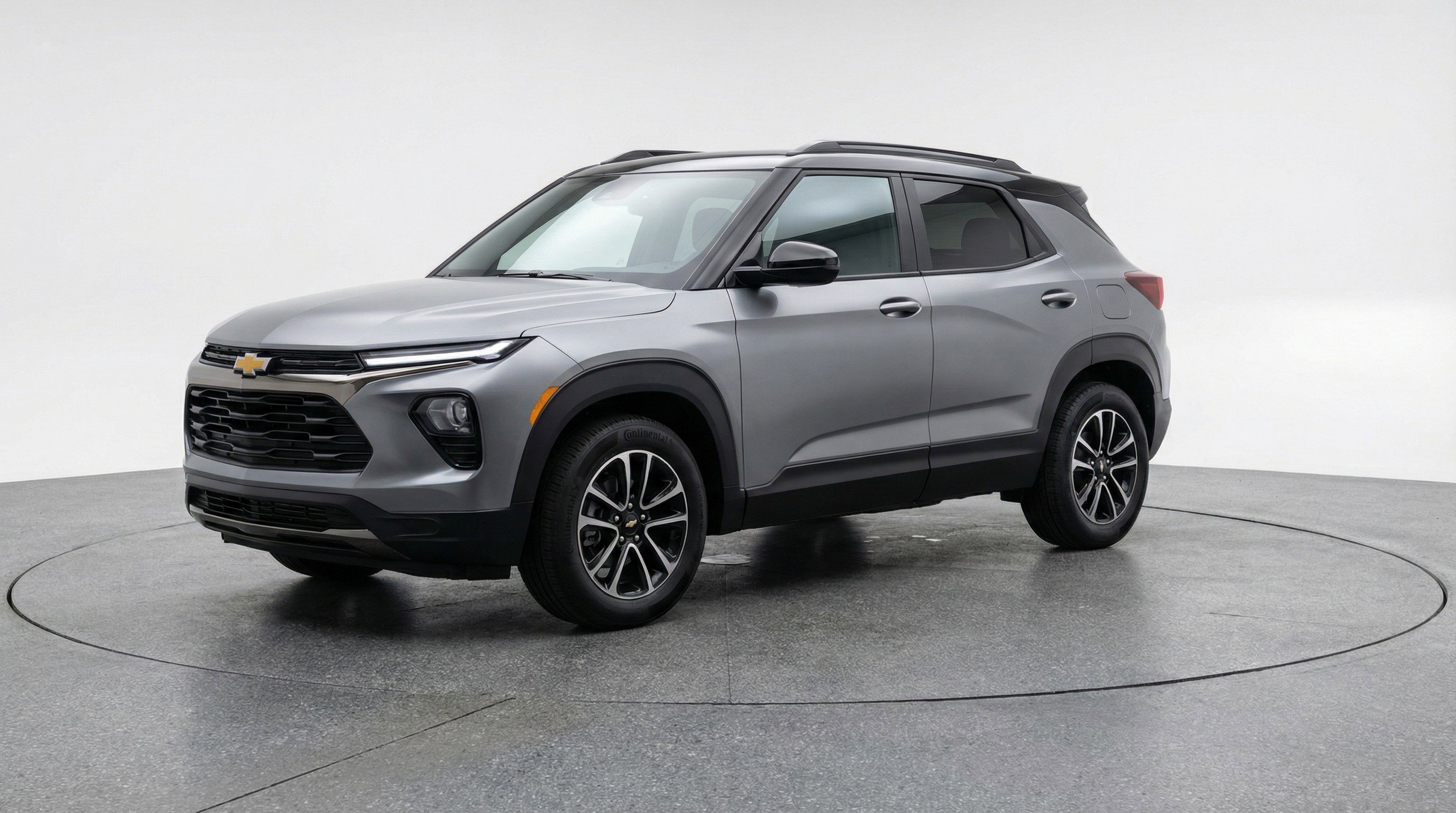 Used 2025 Chevrolet TrailBlazer LT image 3