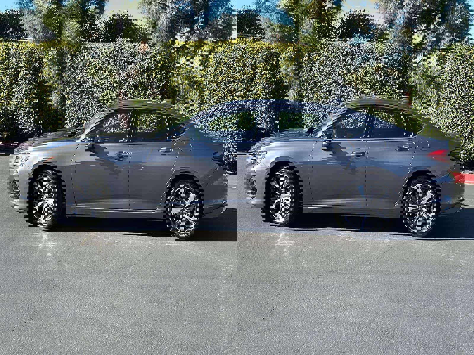 Certified 2024 Acura TLX w/ Technology Package image 3