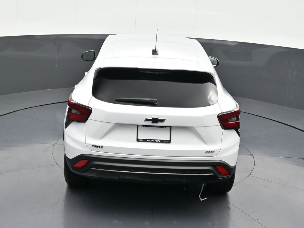 Used 2025 Chevrolet Trax RS w/ Driver Confidence Package image 23
