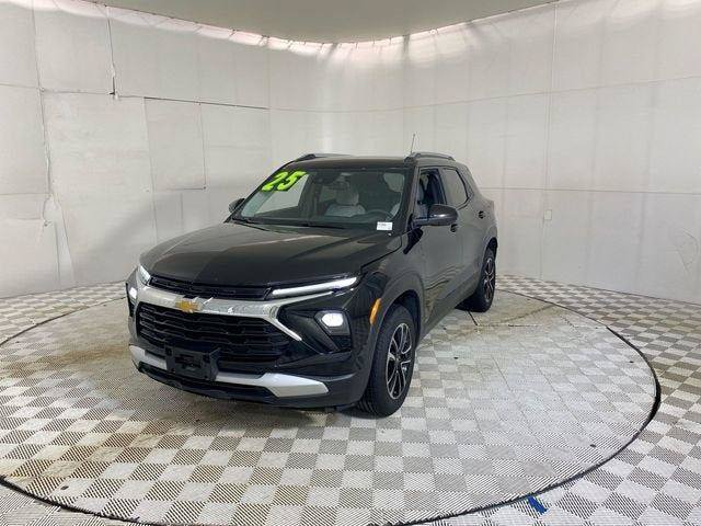 Used 2025 Chevrolet TrailBlazer LT AWD/4WD image 20