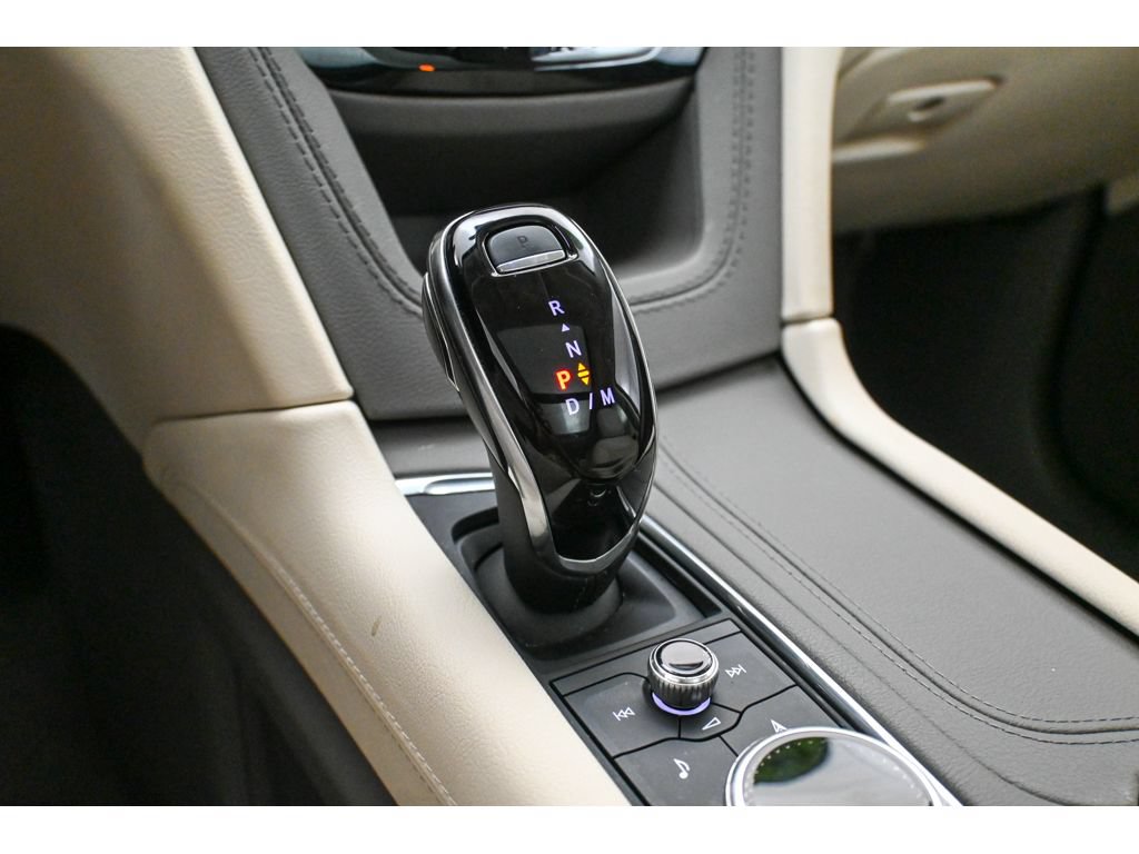 Certified 2025 Cadillac XT5 Premium Luxury AWD/4WD image 42
