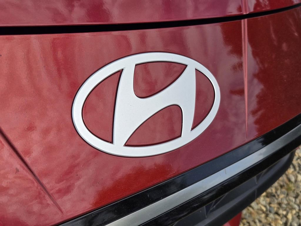 Used 2025 Hyundai Elantra SEL FWD image 5