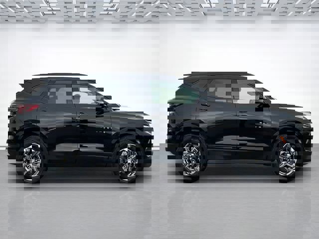 Used 2024 Chevrolet Blazer LT w/ Convenience Package image 3