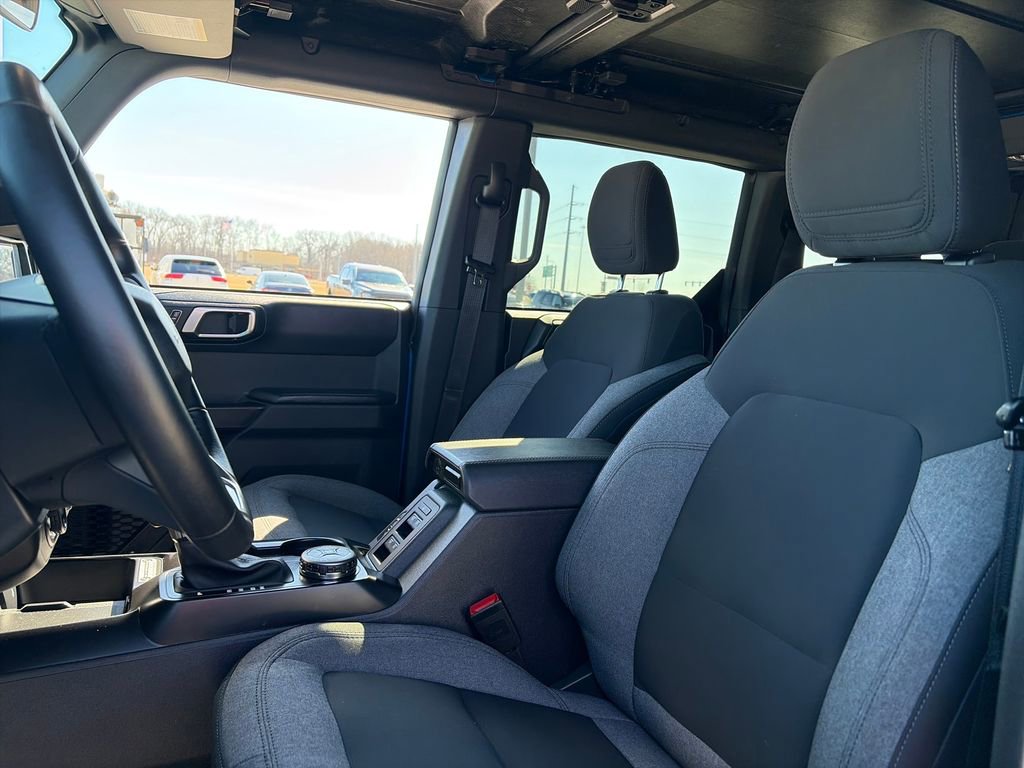 Used 2025 Ford Bronco Big Bend AWD/4WD image 18