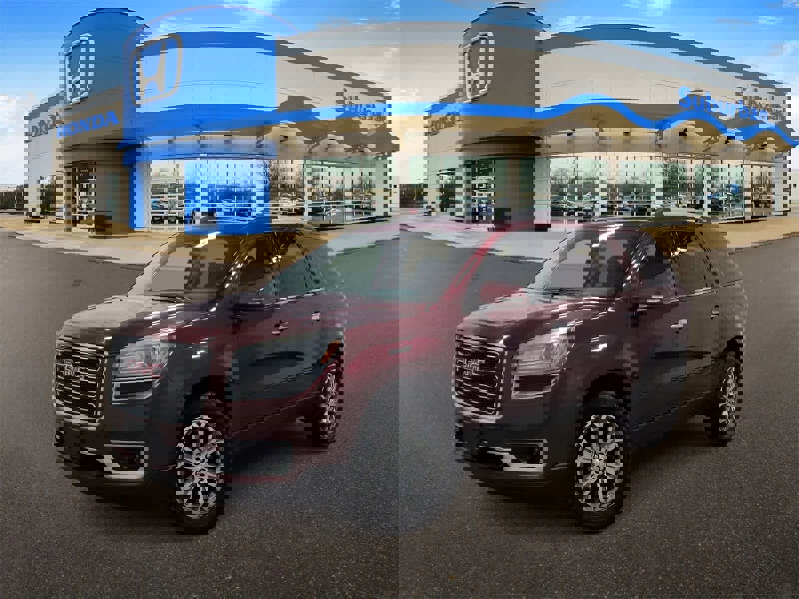 Used 2016 GMC Acadia SLT image 1