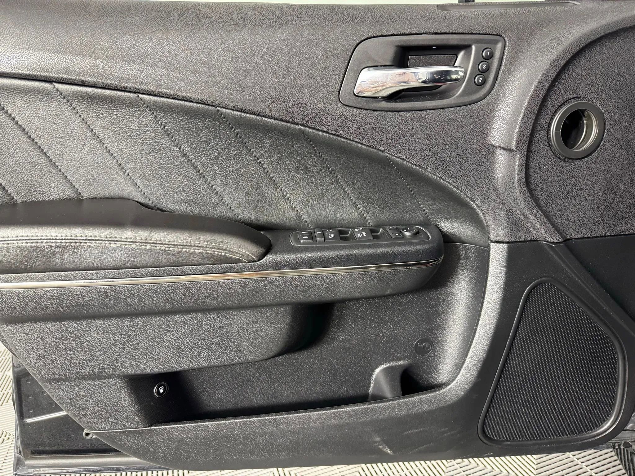 Used 2018 Dodge Charger SRT Hellcat RWD image 40