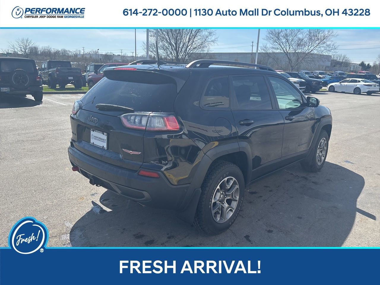 Used 2020 Jeep Cherokee Trailhawk w/ Comfort & Convenience Group image 4