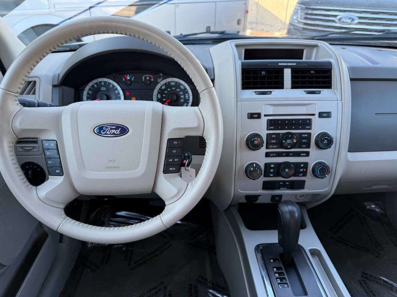 Used 2011 Ford Escape XLT image 31