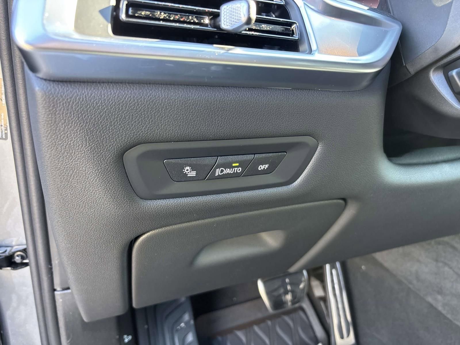 New 2026 BMW X5 xDrive50e w/ M Sport Package image 14