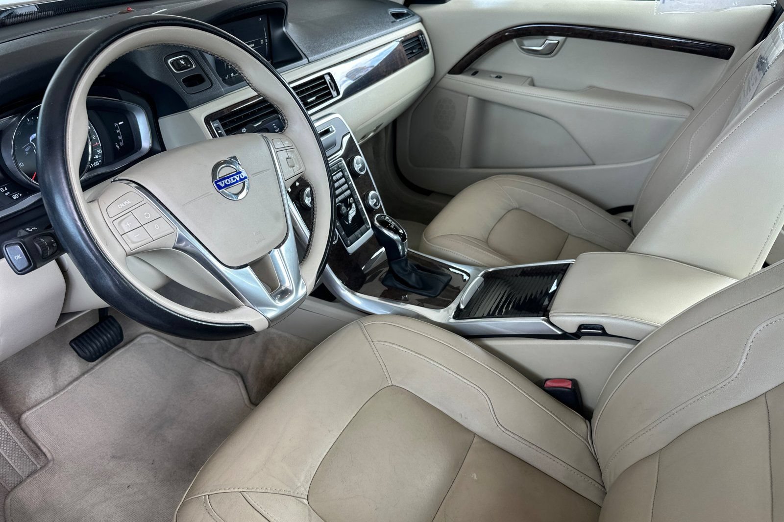 Used 2016 Volvo S80 T5 w/ Convenience Package FWD image 10