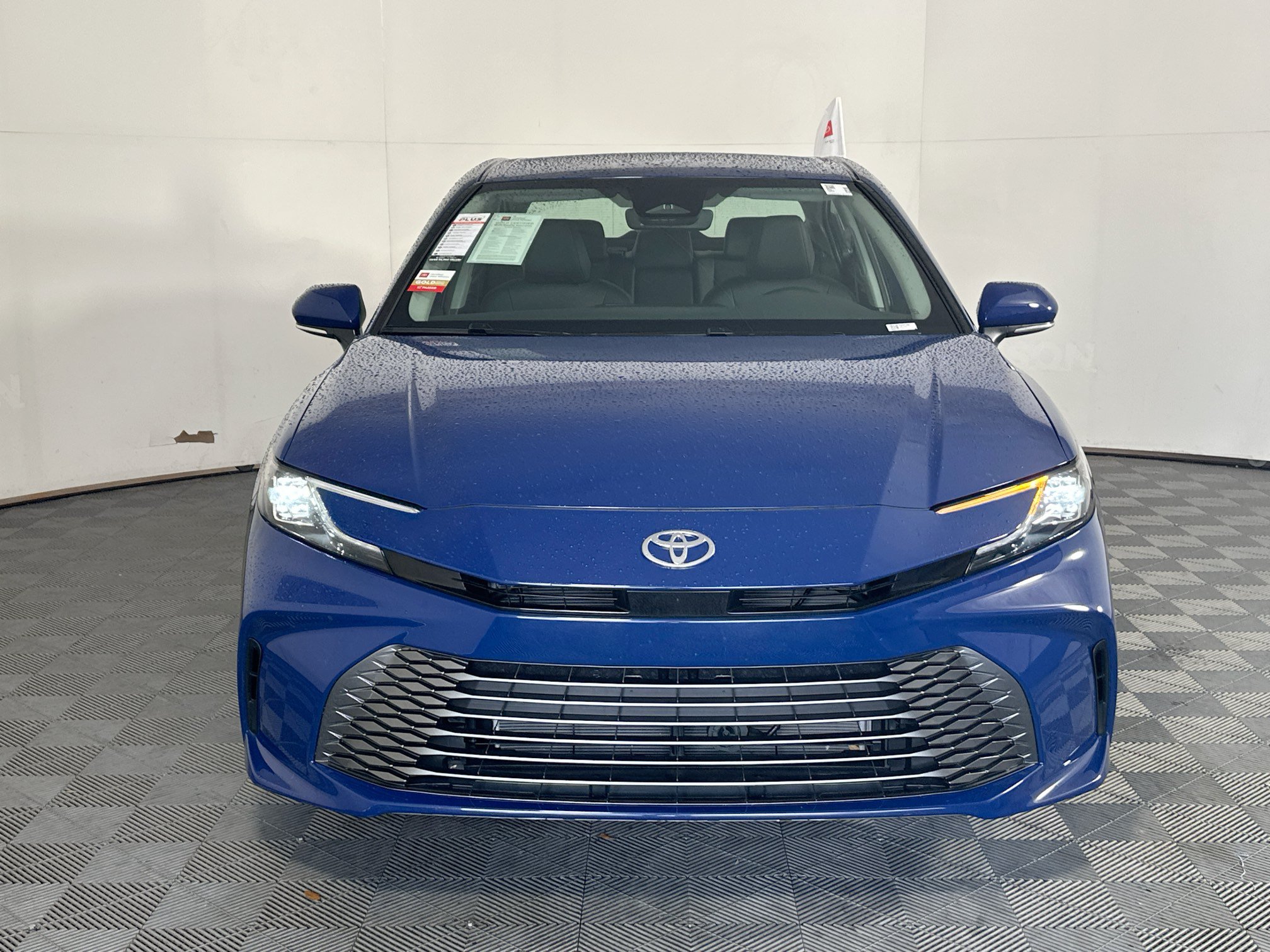 Used 2026 Toyota Camry XLE FWD image 8