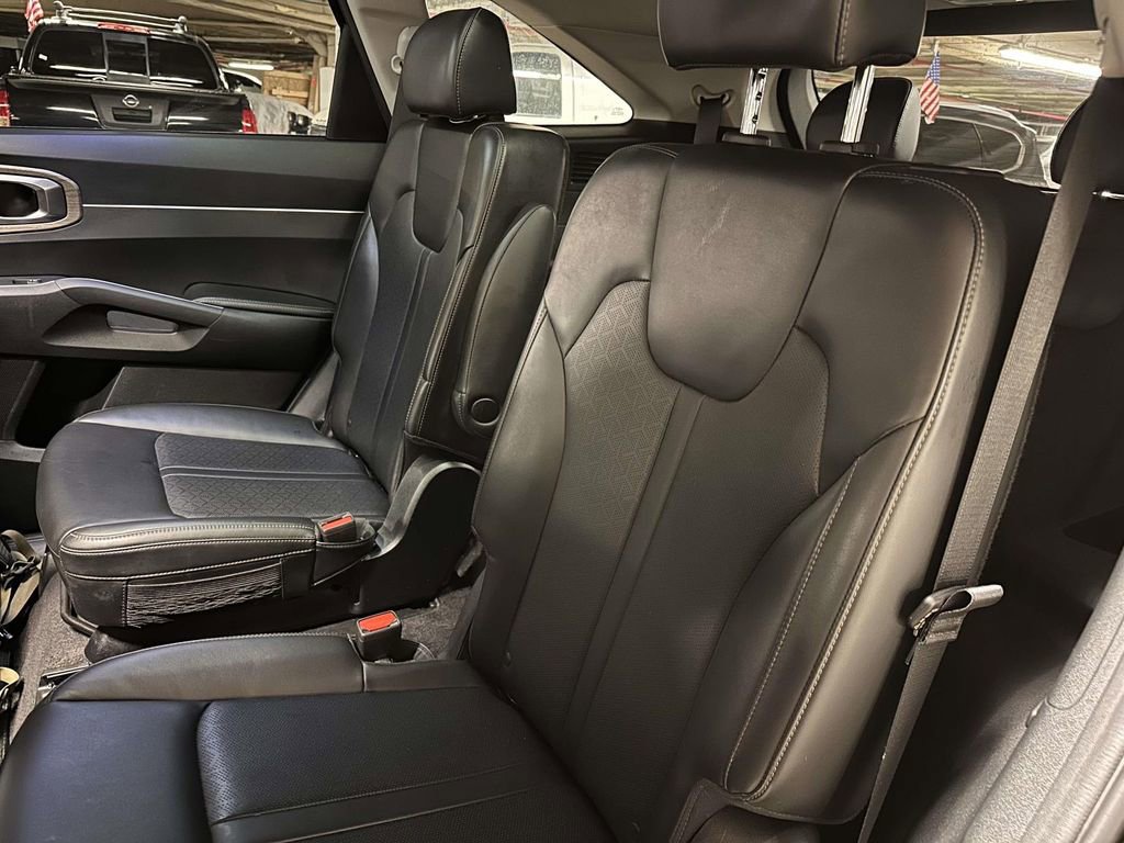 Used 2023 Kia Sorento X-Line EX image 17