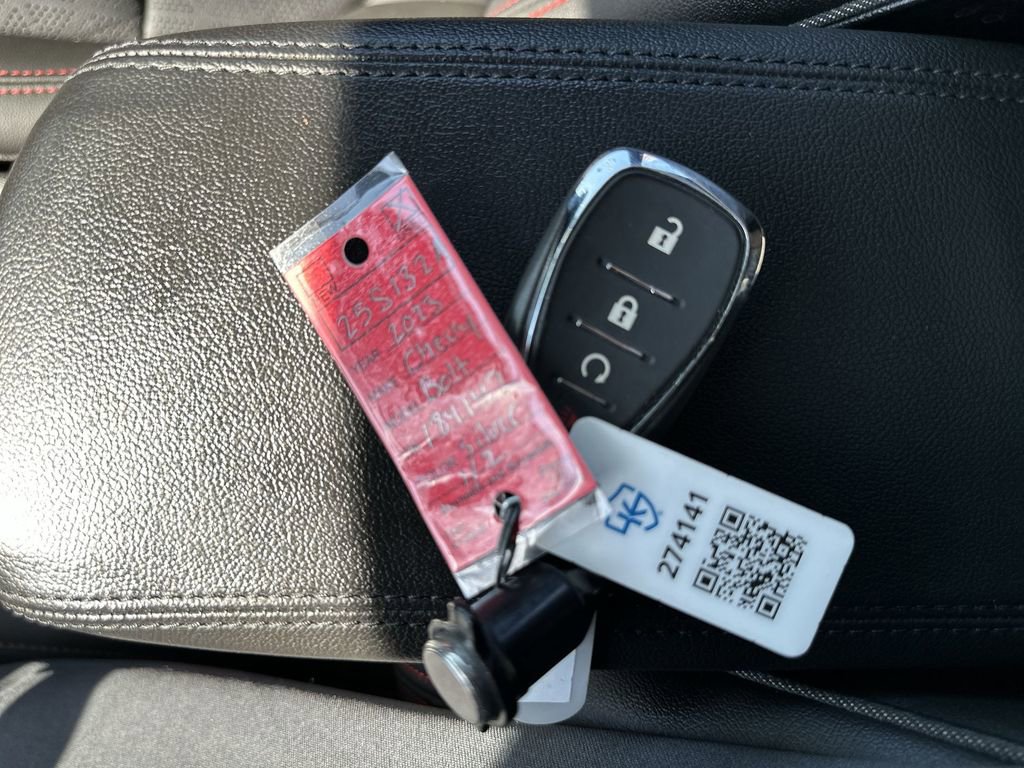 Used 2023 Chevrolet Bolt EUV Premier w/ Sun & Sound Package image 28