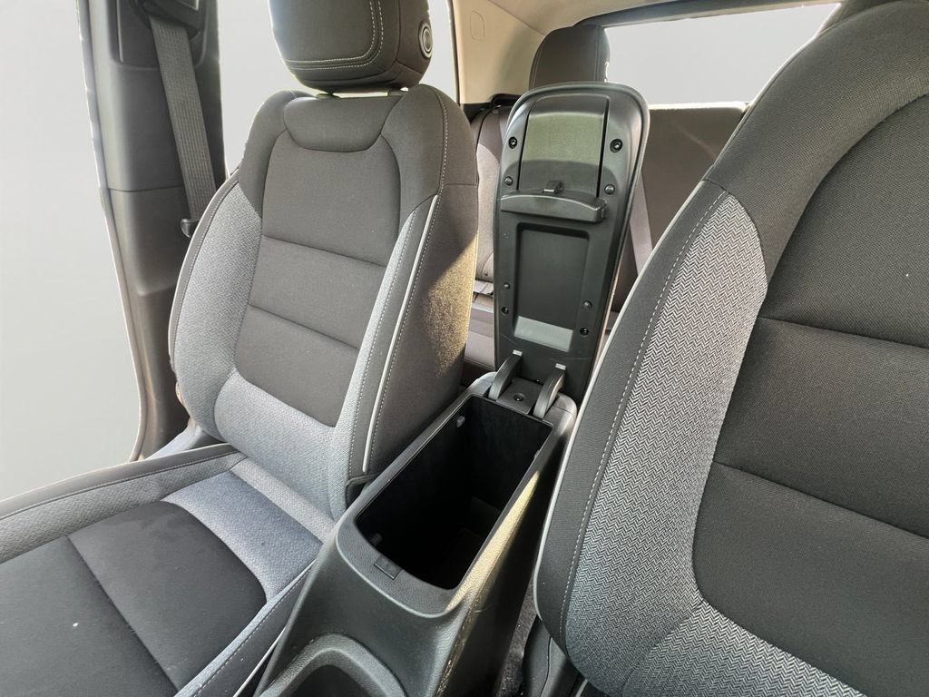 Used 2025 Chevrolet TrailBlazer LT AWD/4WD image 20